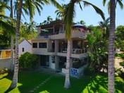 Casa Palmar · Perfect 4 BR Beachfront Townhome, with amazing sunset and ocean views.
