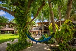 Beautiful, Peaceful, 4-Bedroom Hacienda, 5-Minutes from the Beach - Image 4