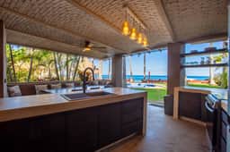 Casa Palmar Condo  · Stunning 3BR, 2BA North Side Beach Condo - Image 3