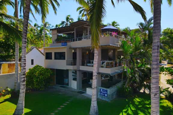 Casa Palmar · Perfect 4 BR Beachfront Townhome, with amazing sunset and ocean views. - Image 1