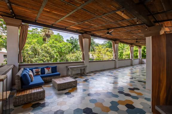 Beautiful, Peaceful, 4-Bedroom Hacienda, 5-Minutes from the Beach - Image 5