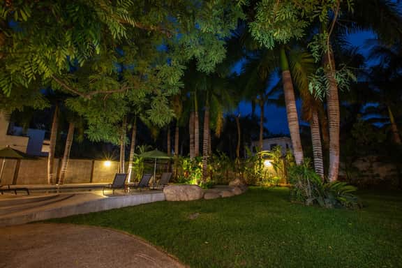 Weddings | Retreats | Large Groups | One of a Kind - Image 5
