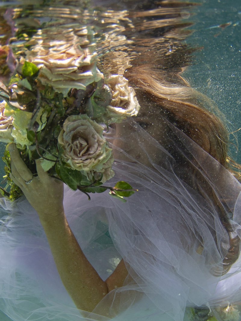 Underwater bride portrait