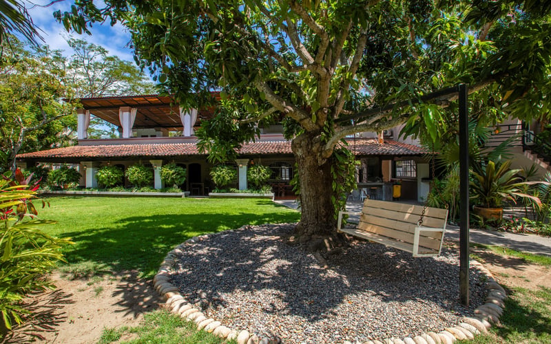 Hacienda grounds swing